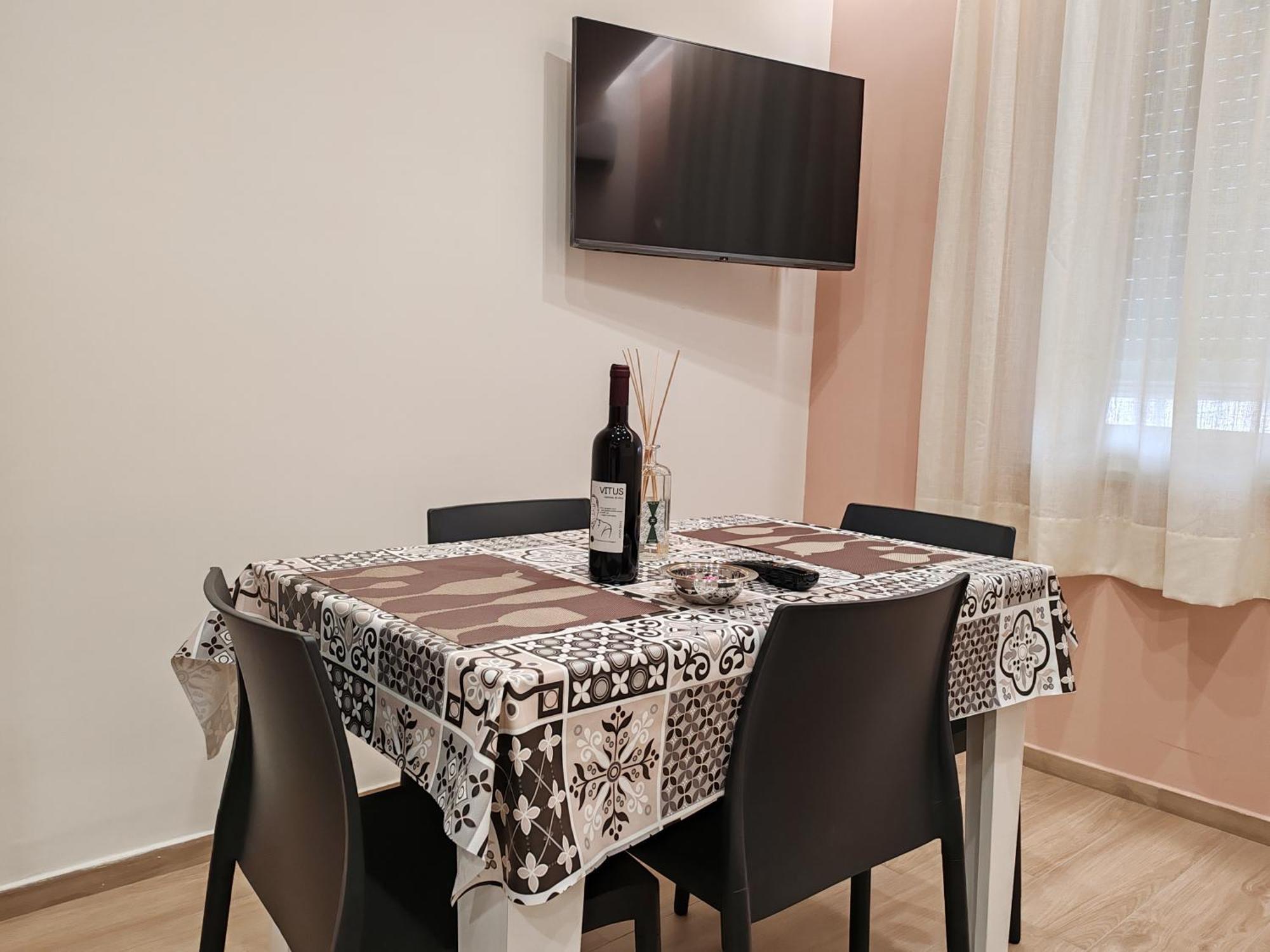 Palazzo Buscema - Appartamenti & Residence Crotone Extérieur photo