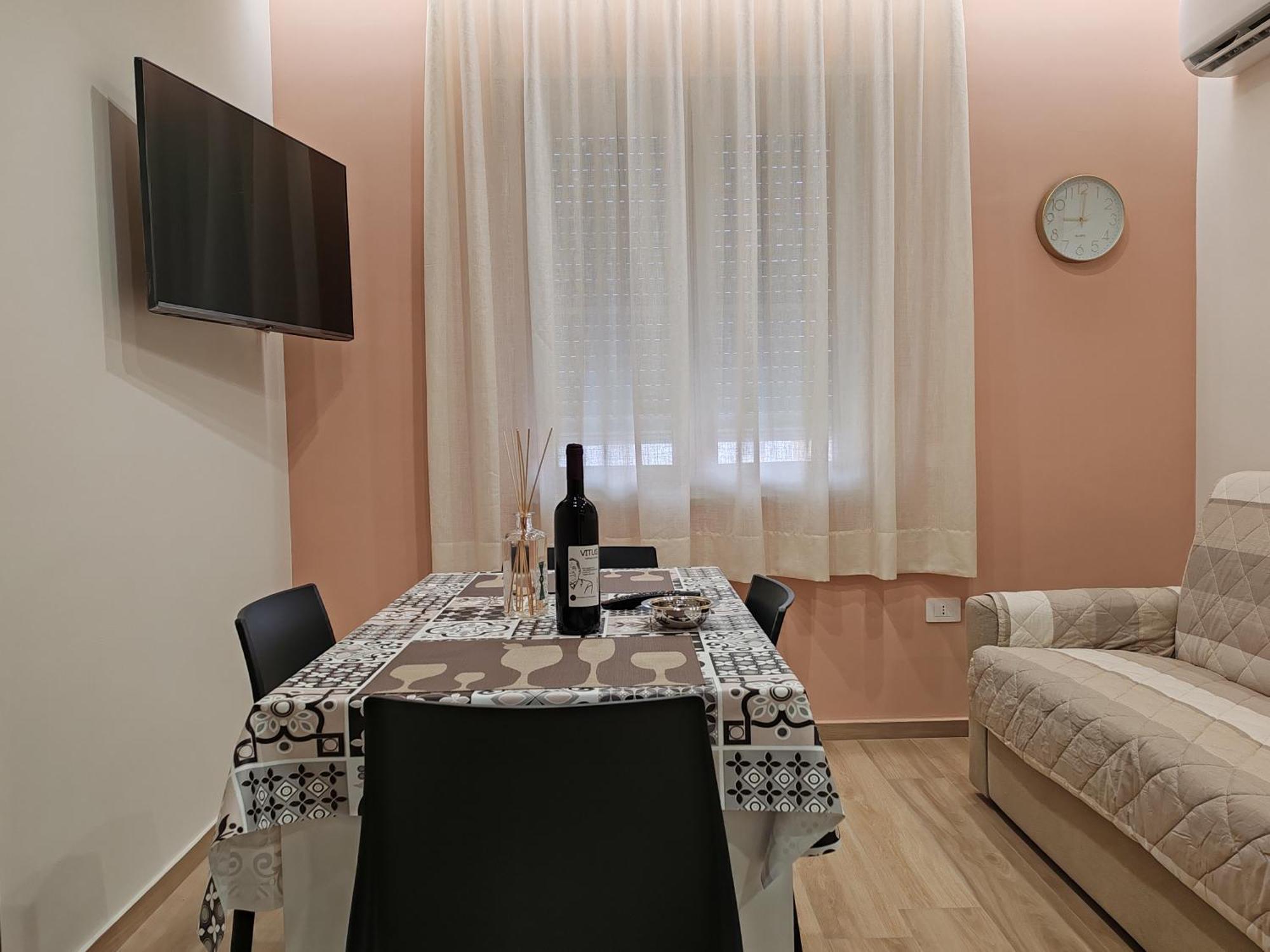 Palazzo Buscema - Appartamenti & Residence Crotone Extérieur photo