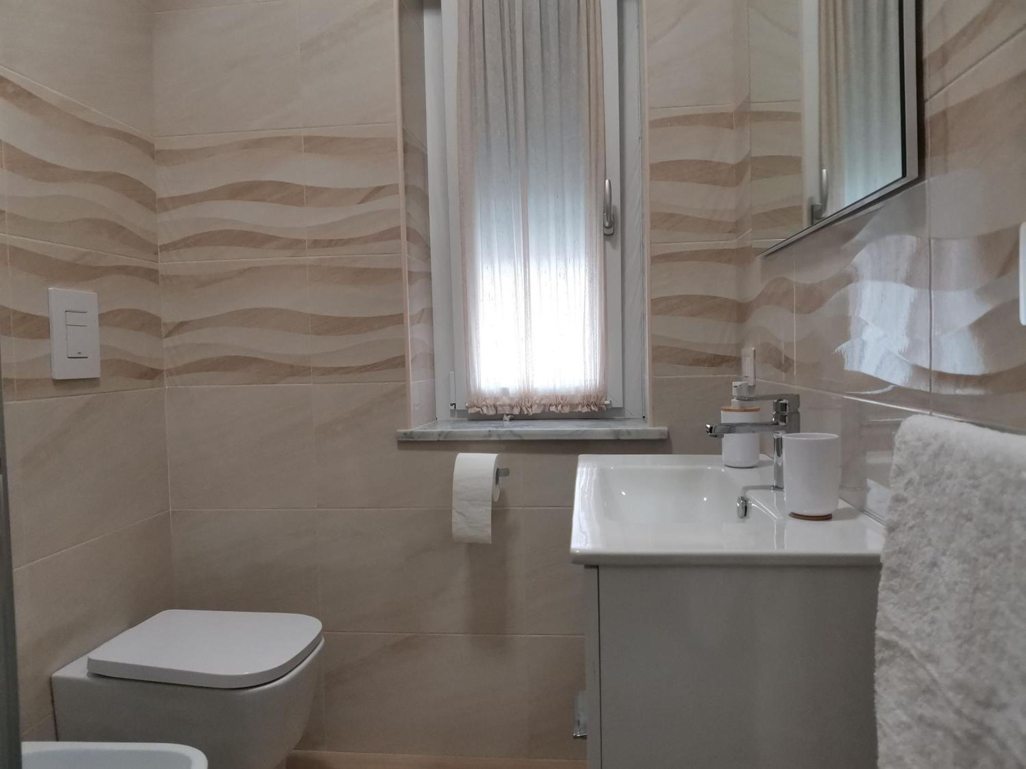 Palazzo Buscema - Appartamenti & Residence Crotone Extérieur photo