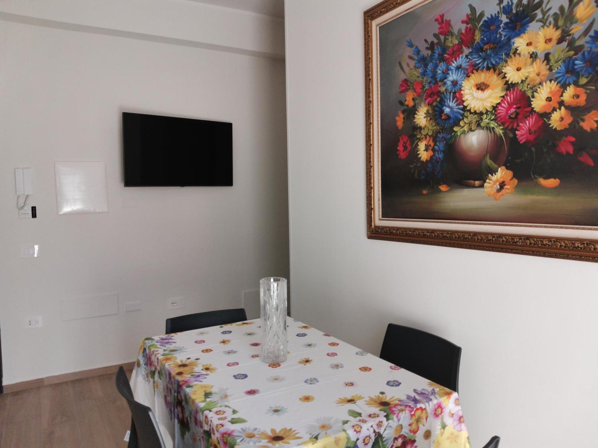 Palazzo Buscema - Appartamenti & Residence Crotone Extérieur photo