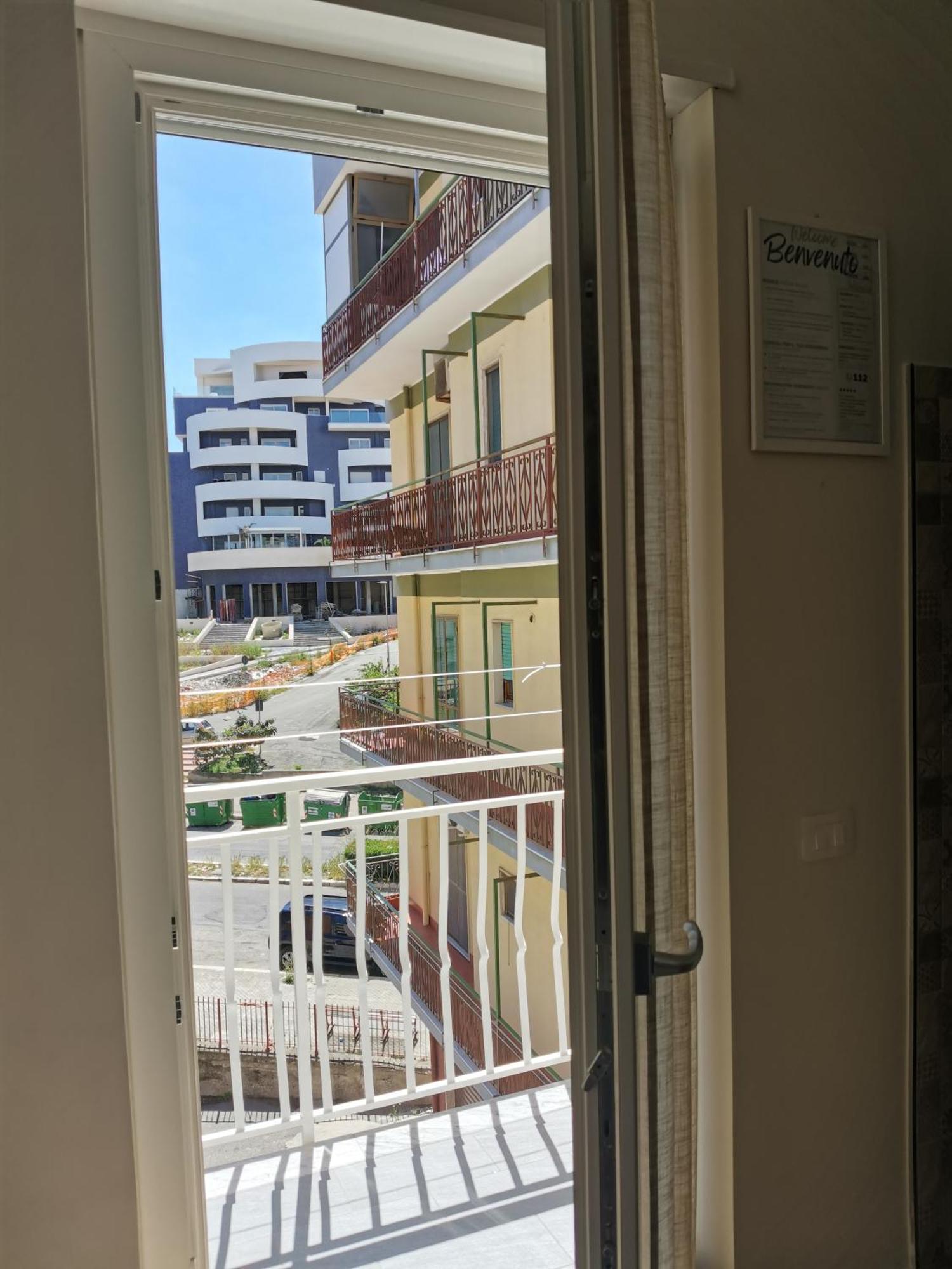 Palazzo Buscema - Appartamenti & Residence Crotone Extérieur photo